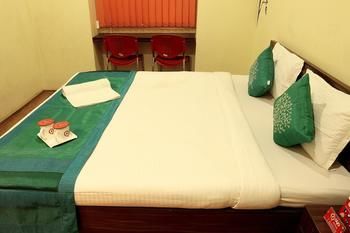 Hotel Oyo Sealdah Near Entally Market Kolkata